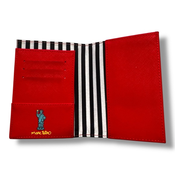 Marc Tetro Passport Holder - Westie NYC Liberty - Picture 2 of 3